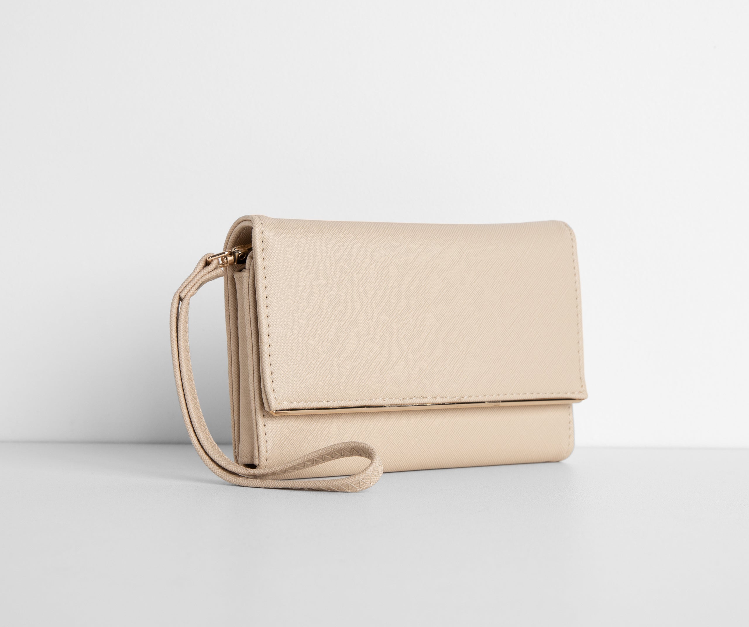 Simply Chic And Sleek Wallet