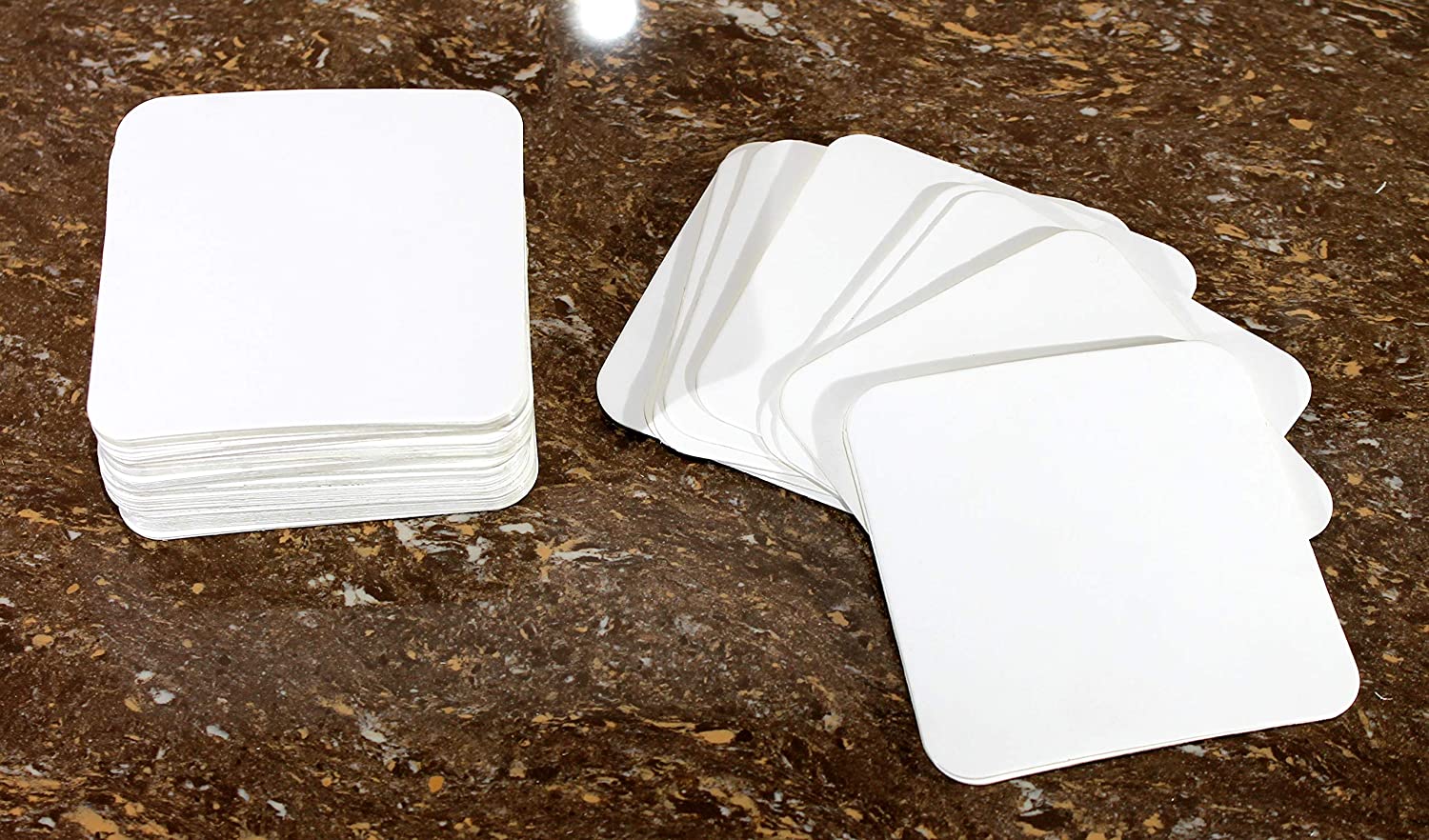 eSplanade Disposable Coasters Plain Square - Made with Thick Paper (Set of 100) - Use and Throw Reversible Coasters - Perfect for Bar， Hotel， Restaurant and Parties