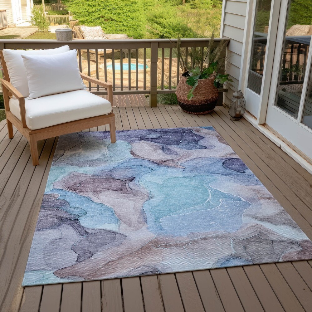 Machine Washable Indoor/ Outdoor Chantille Watercolor Navy Rug