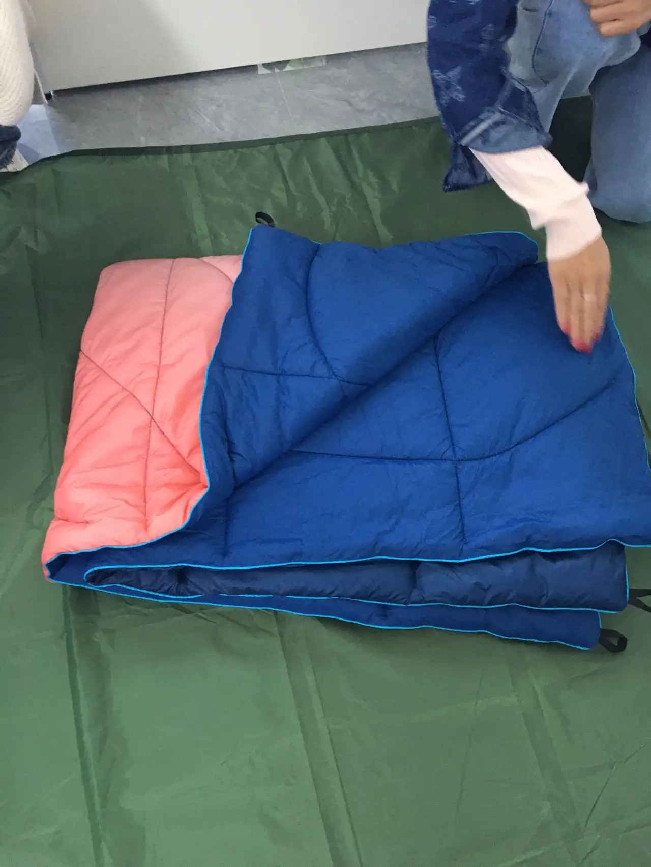 warm down  sleeping bags can be sleeping  Blanket  Water Resistant Lightweight sleeping blanket   muti function