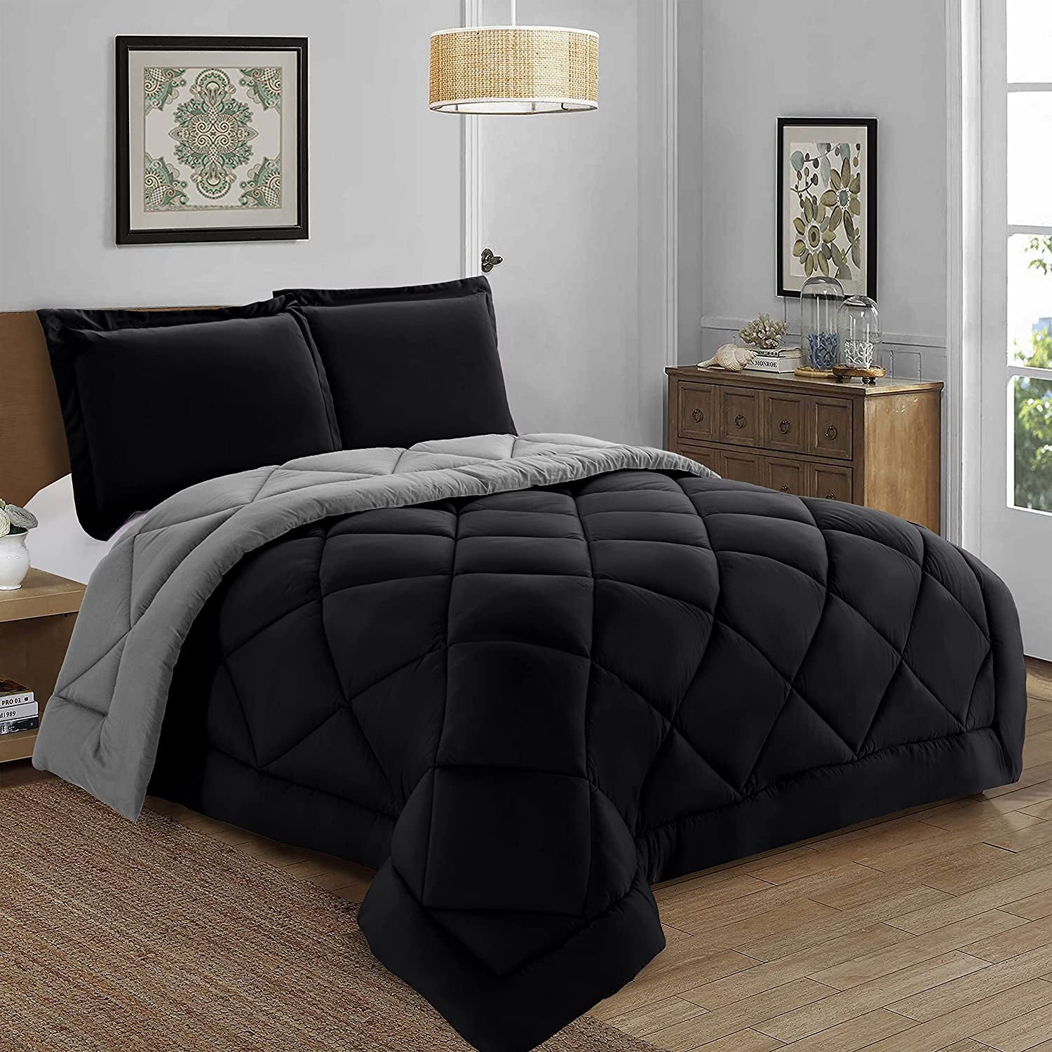 Down Alternative 3pc Comforter Set- King/California King， Black/Gray