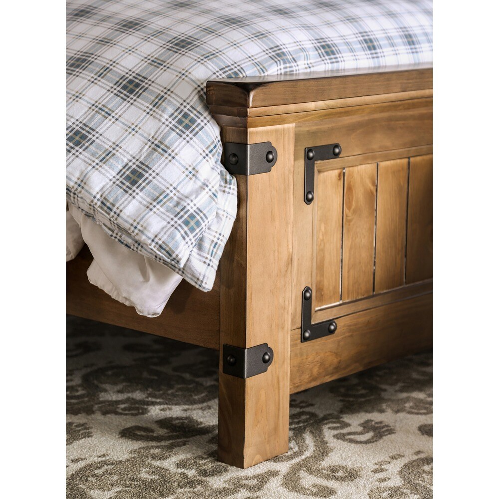 Sierren Country Brown Wood 3 Piece Panel Bedroom Set with USB Port by Furniture of America