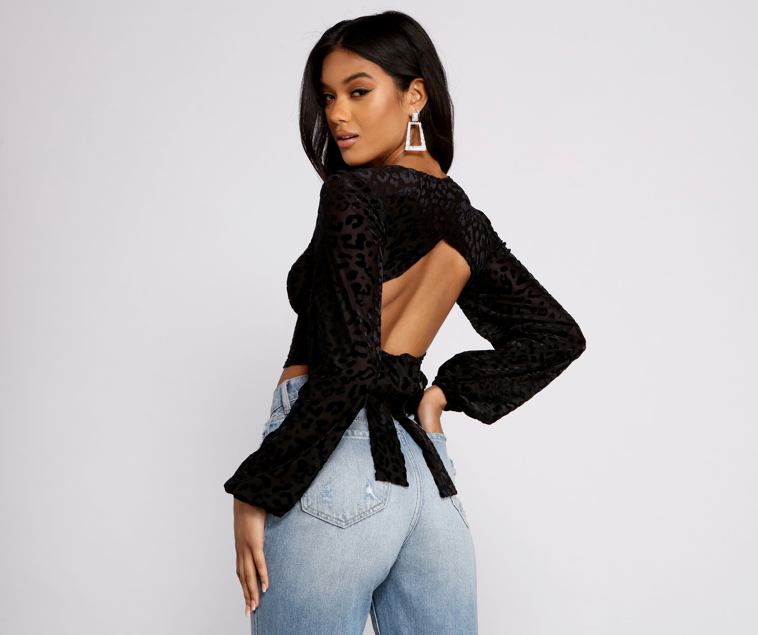 Trendy Leopard Print Burn Out Crop Top