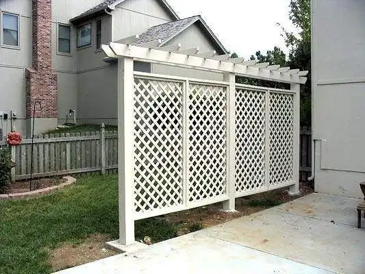 China Professional Garden Supplies Easily Assembled Vinyl Lattice Privacy Fence Panels