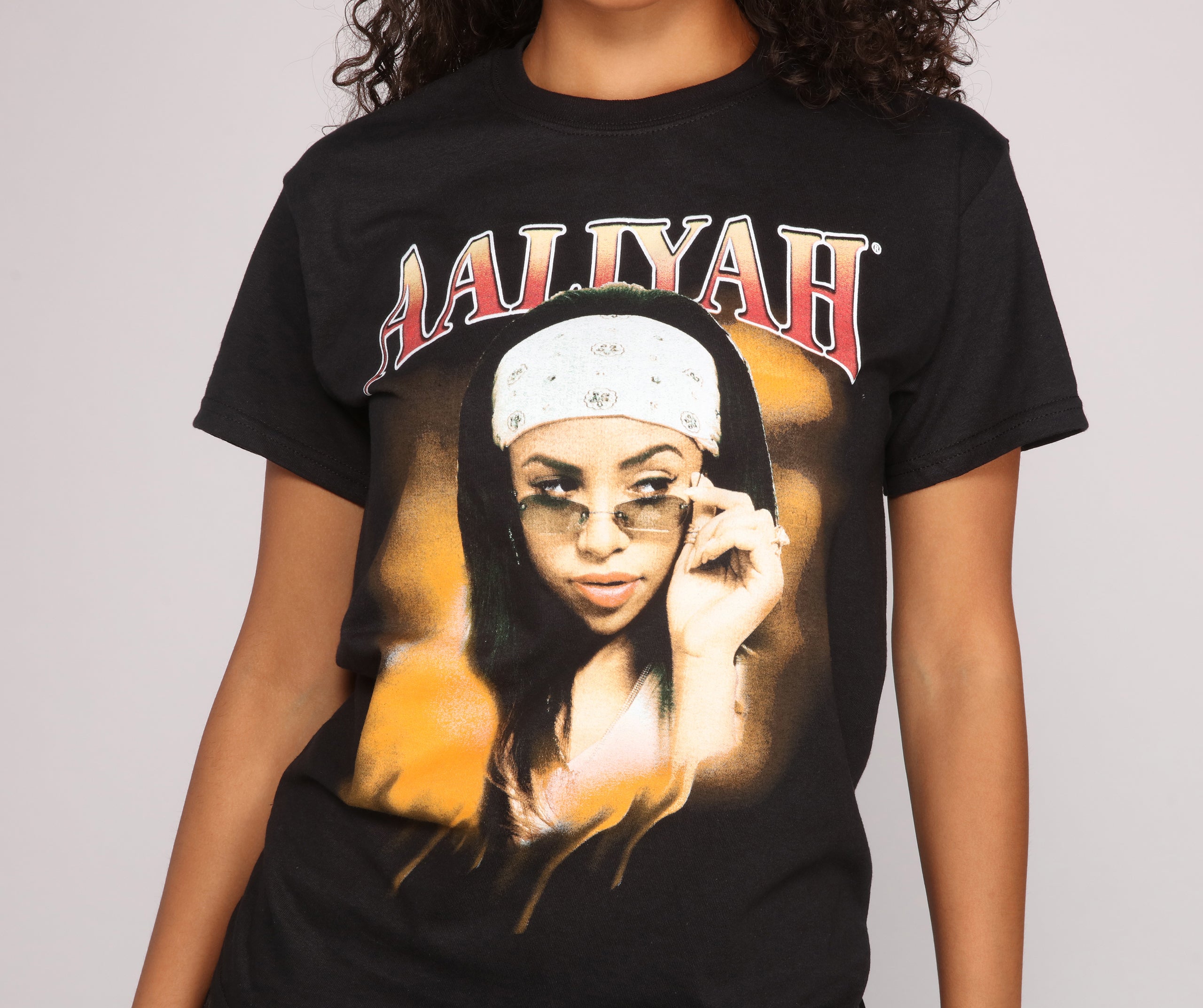 Queen of The Scene Aaliyah Graphic Tee