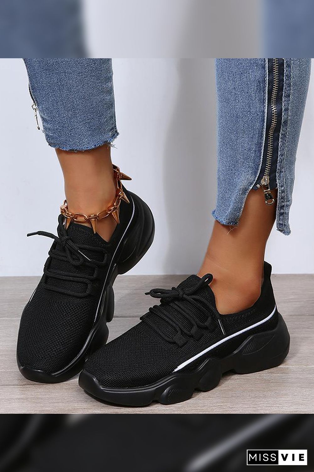 Seamless Lacing Slip On Sneakers