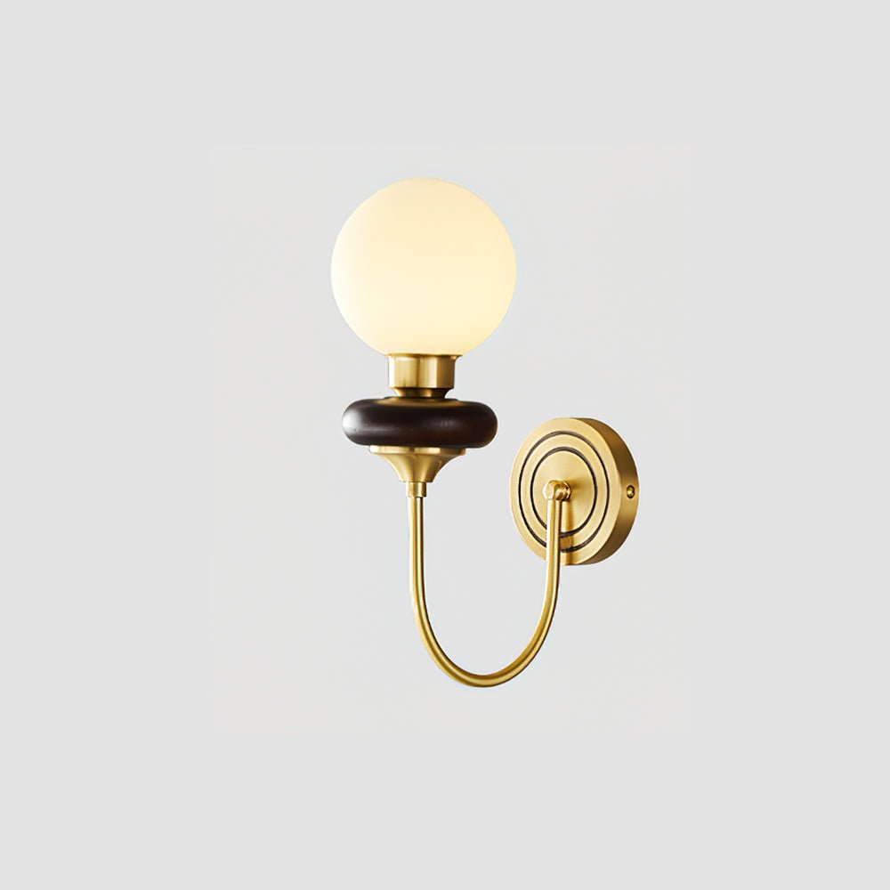 Bellevue Wall Lamp