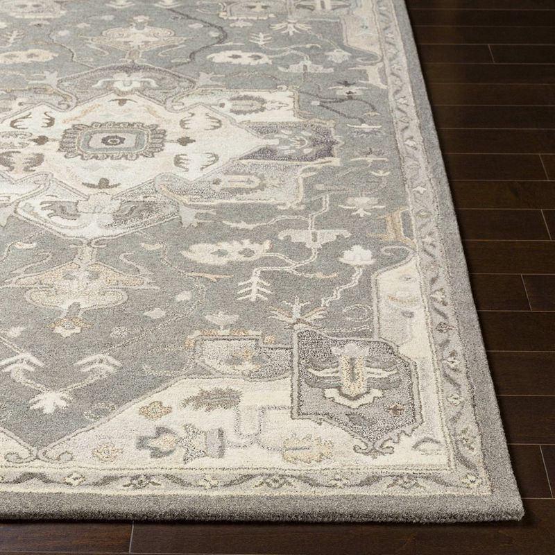 Roblin Traditional Area Rug