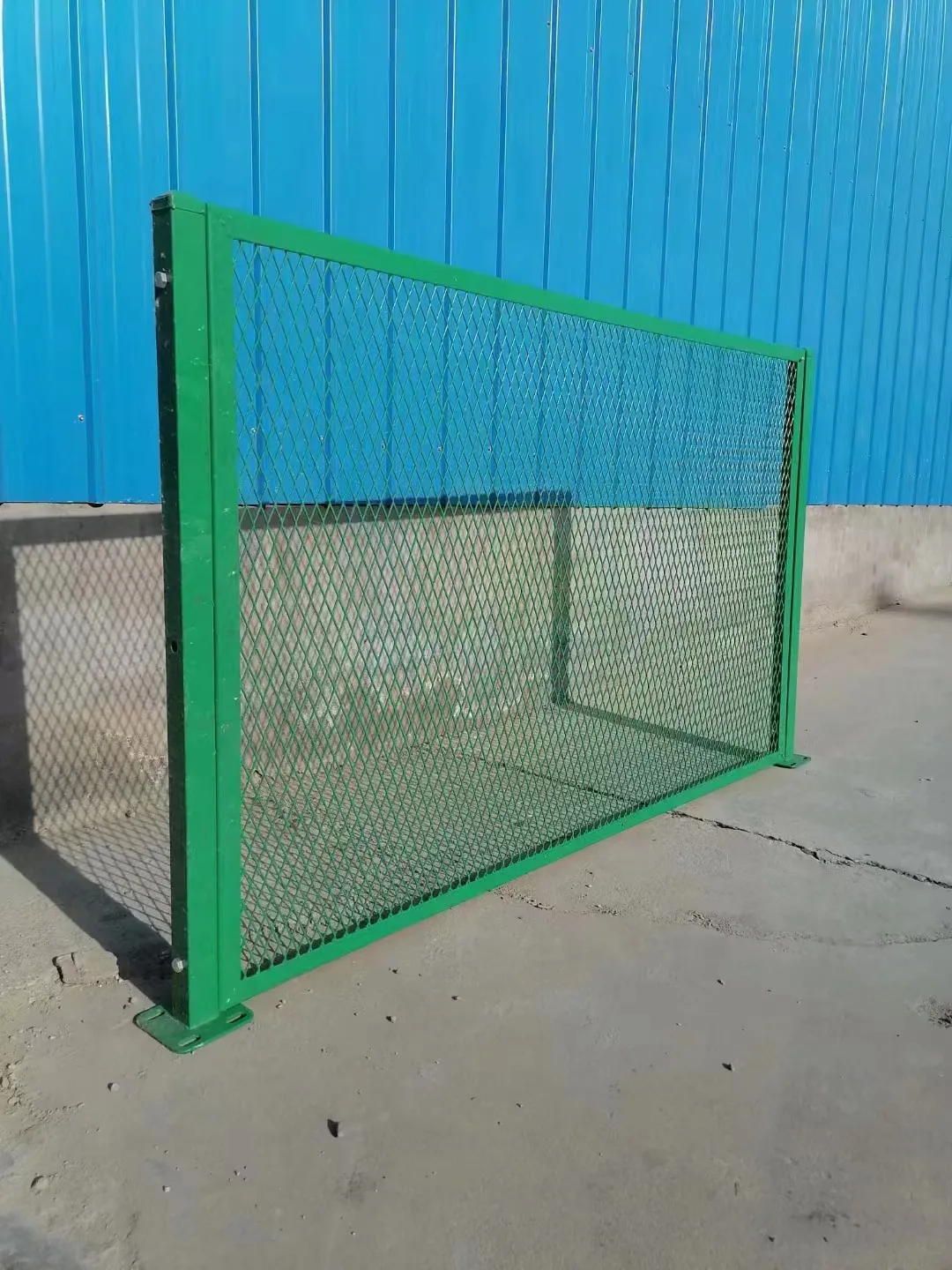 ECO Friendly fence designs PVC coated 3D curved welded wire mesh fence for sale