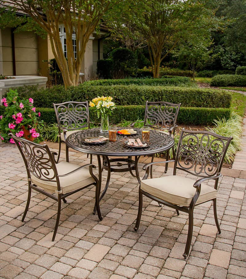 Hanover Brown Traditions 5-Piece Outdoor Dining Patio Set