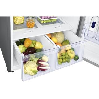  29 in. 17.6 cu. ft. Top Freezer Refrigerator with FlexZone and Ice Maker in Fingerprint-Resistant Stainless Steel RT18M6215SR