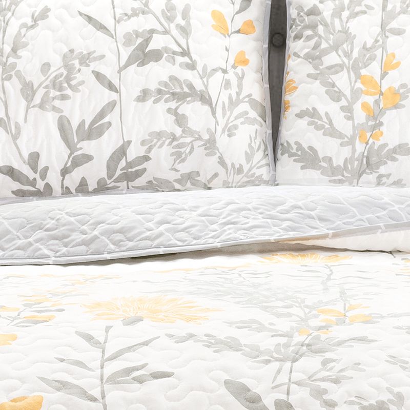 Lush Decor Aprile Quilt Set