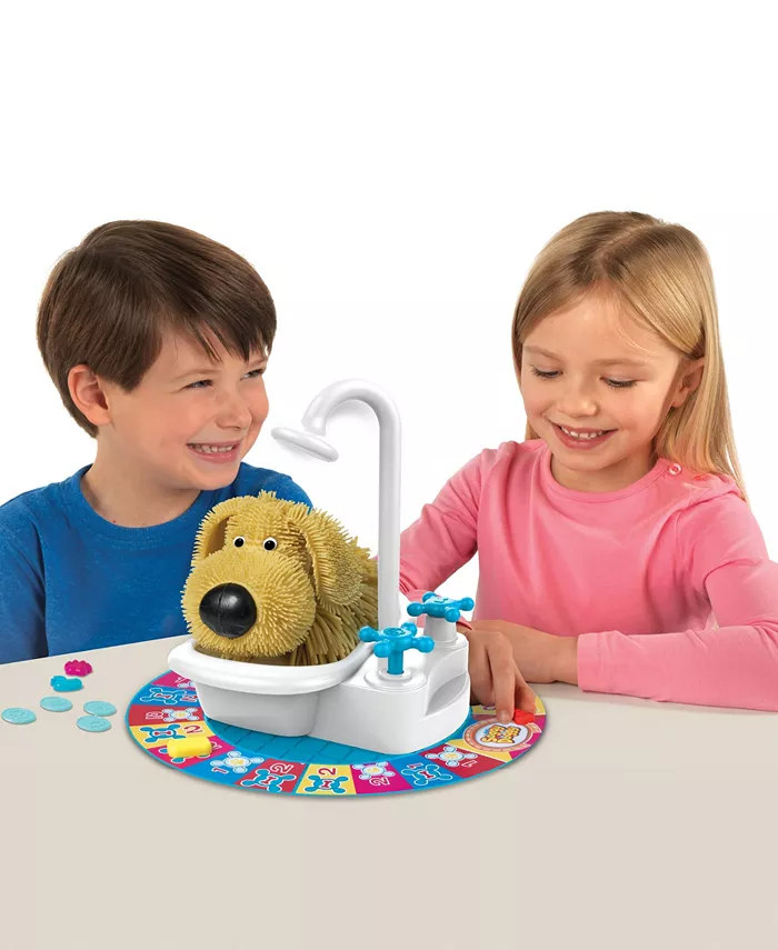 Spin Master Toys and Games Soggy Doggy  the Showering Shaking Wet Dog Award-Winning Kids Board Game