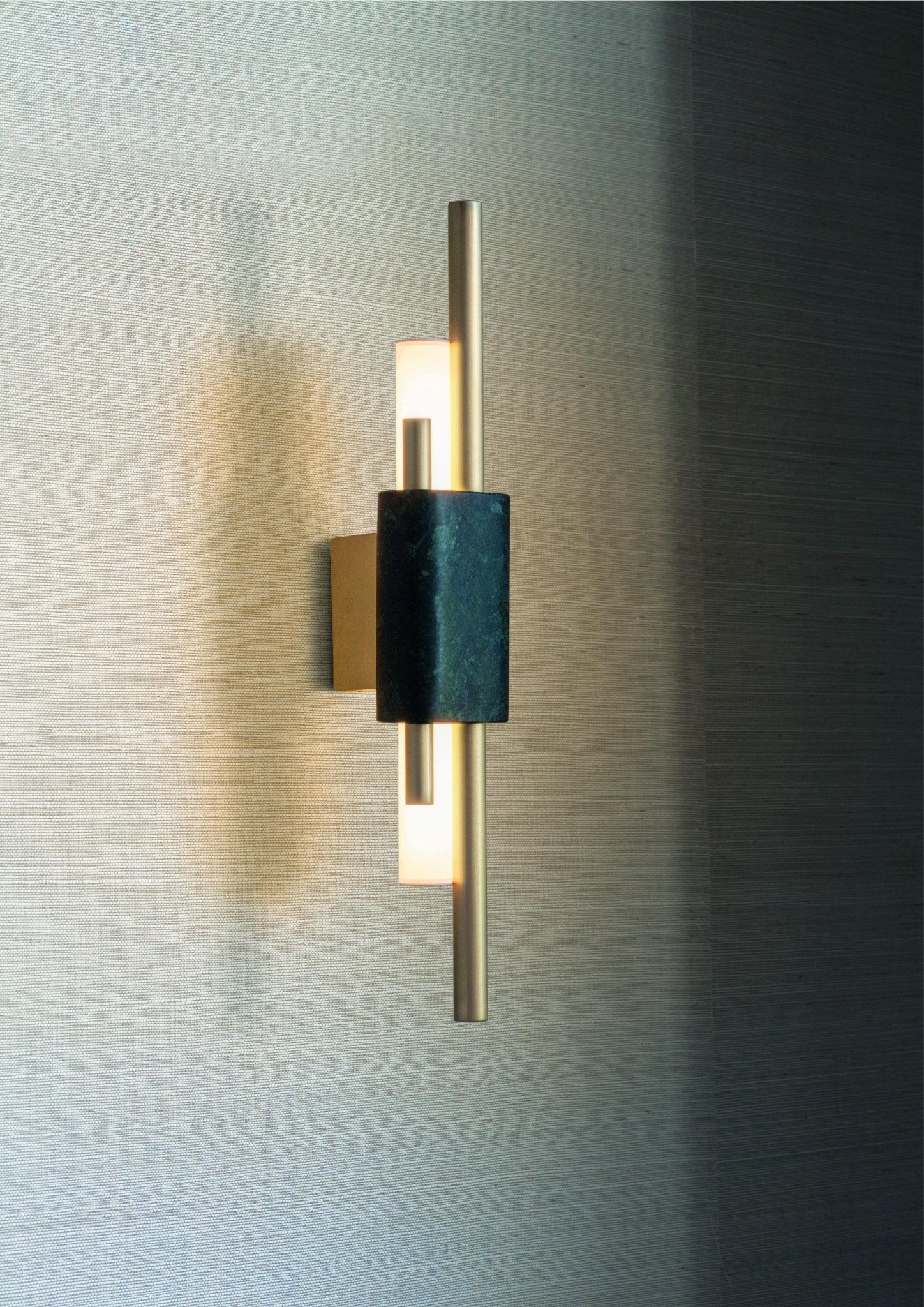 Tanto Wall Light