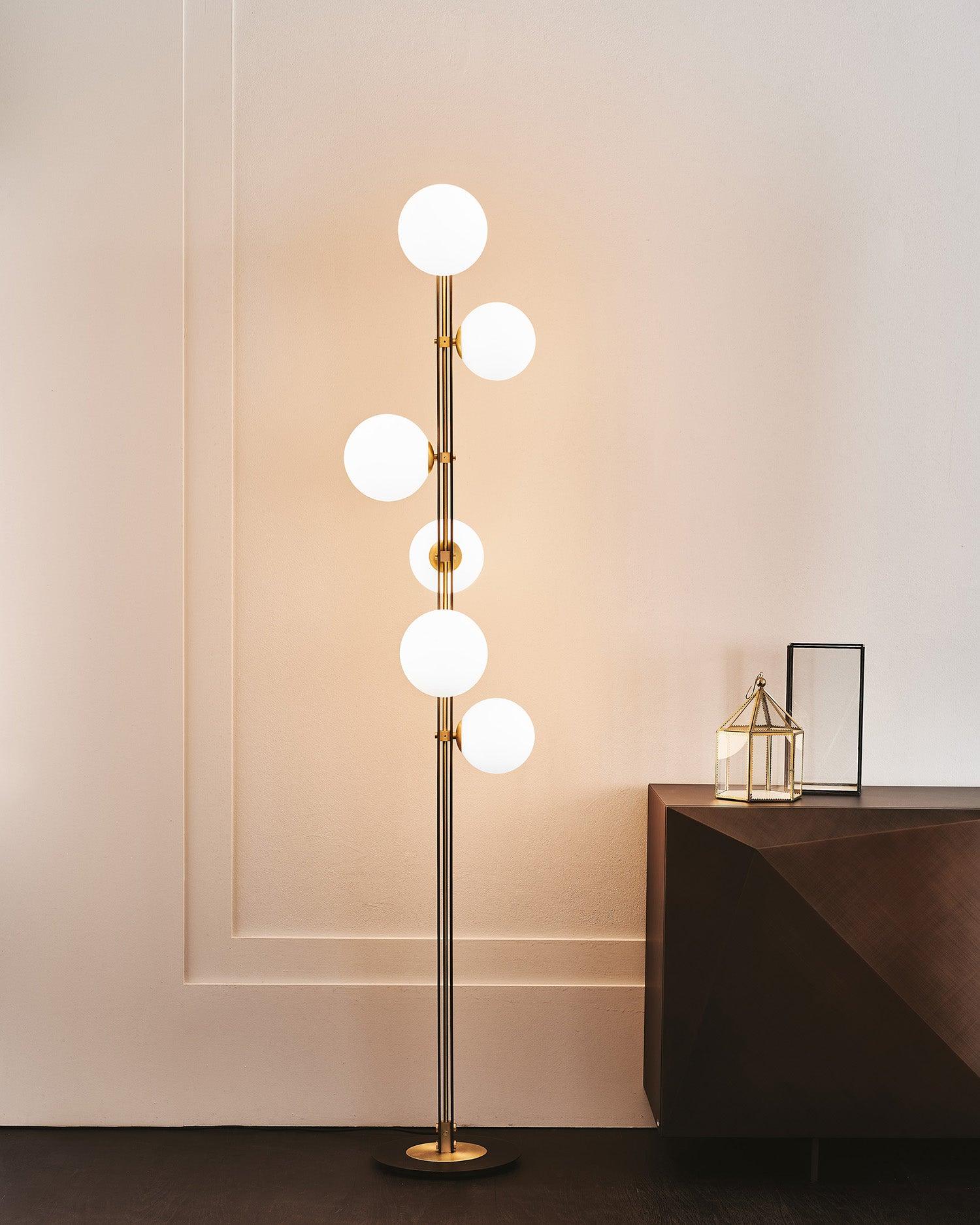 Planeta Floor Lamp