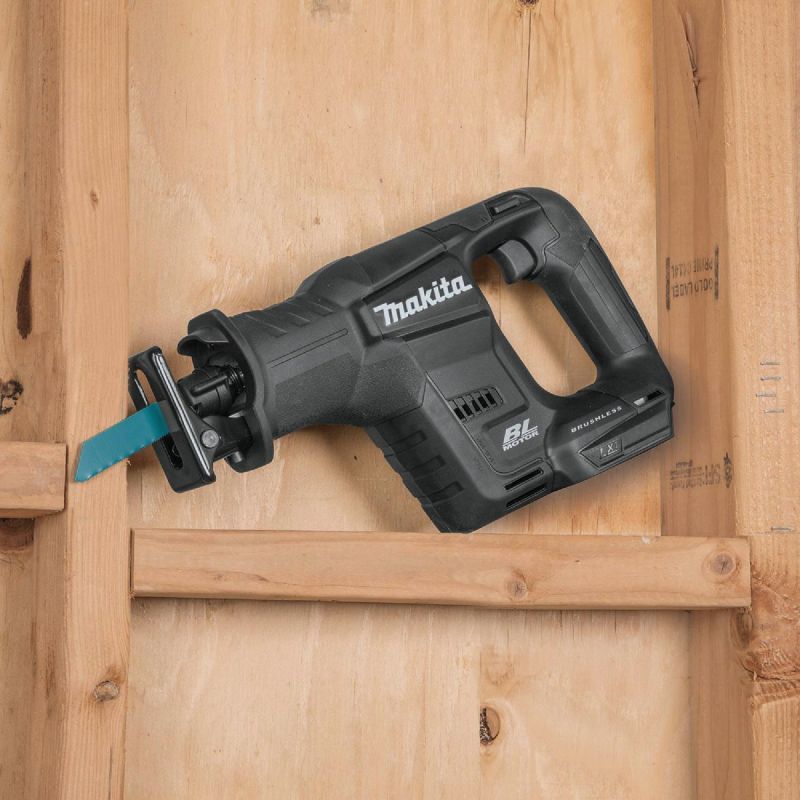 Makita 18V LXT Lithium-Ion Brushless Sub-Compact Cordless Reciprocating Saw