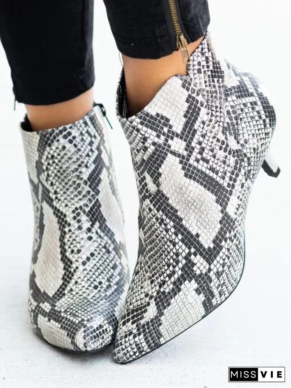 Leopard Snake Print Zipper Pointed Toe Ankle Boots