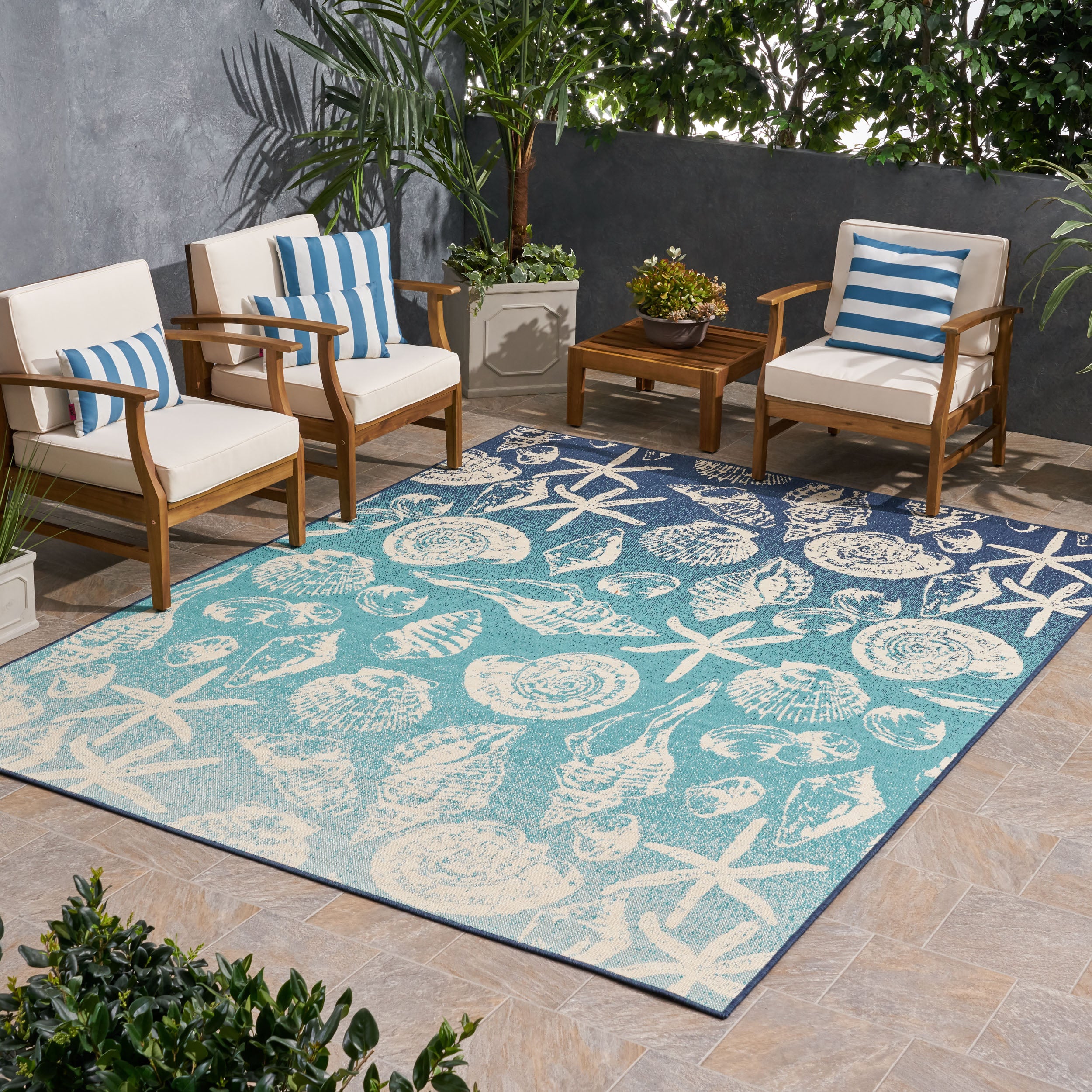 Yvette Breeze Outdoor Ombre Area Rug, Blue and Ivory