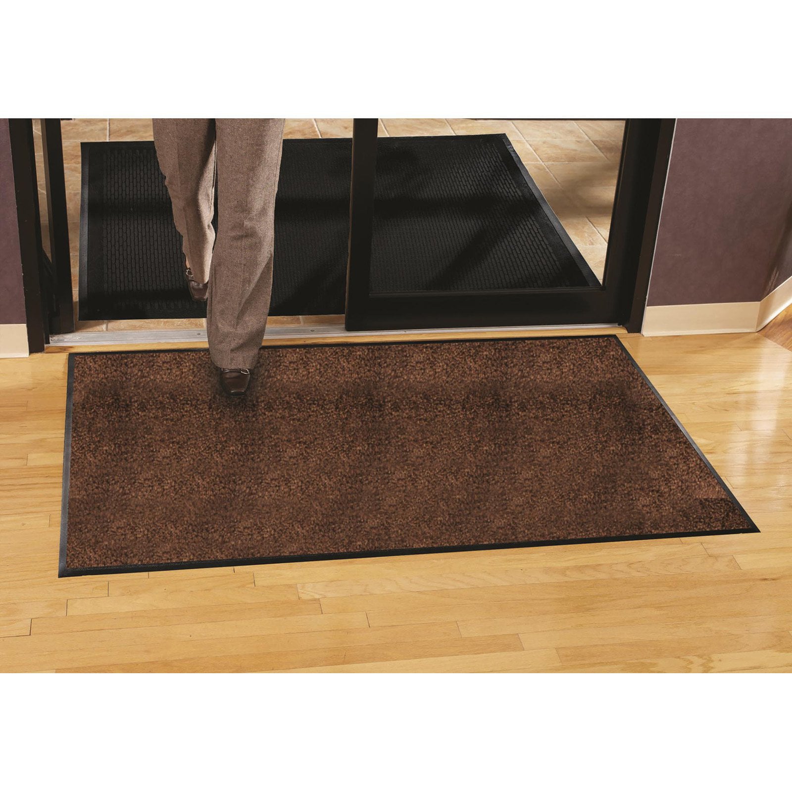 Guardian Platinum Series Indoor Wiper Floor Mat， Rubber with Nylon Carpet， 3'x5'， Black