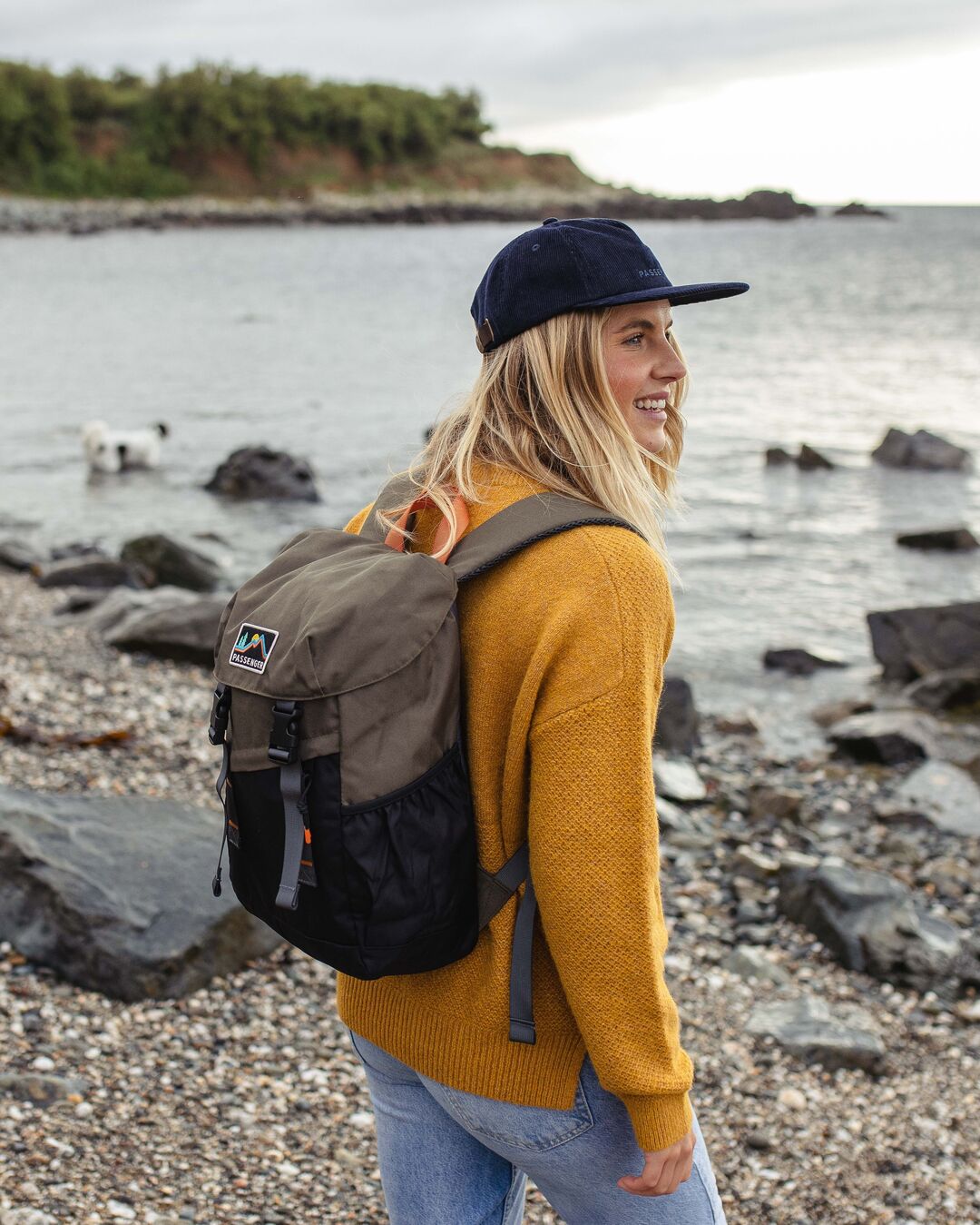 Boondocker 18L Recycled Polyester Backpack - Black/Khaki