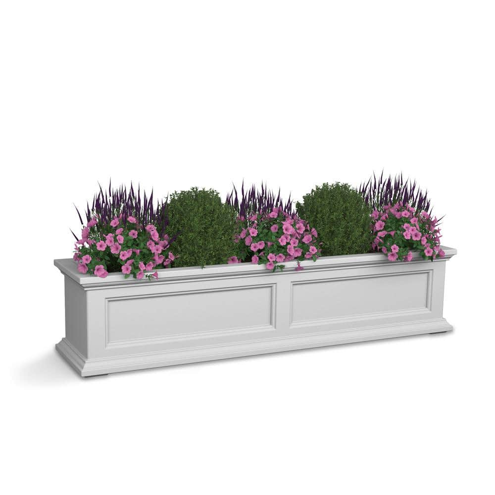 Mayne Fairfield 48 in. x 11 in. Self-Watering White Polyethylene Window Box 5823-W