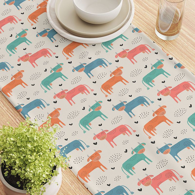 Table Runner， 100% Cotton， 16x72， Happy Cows