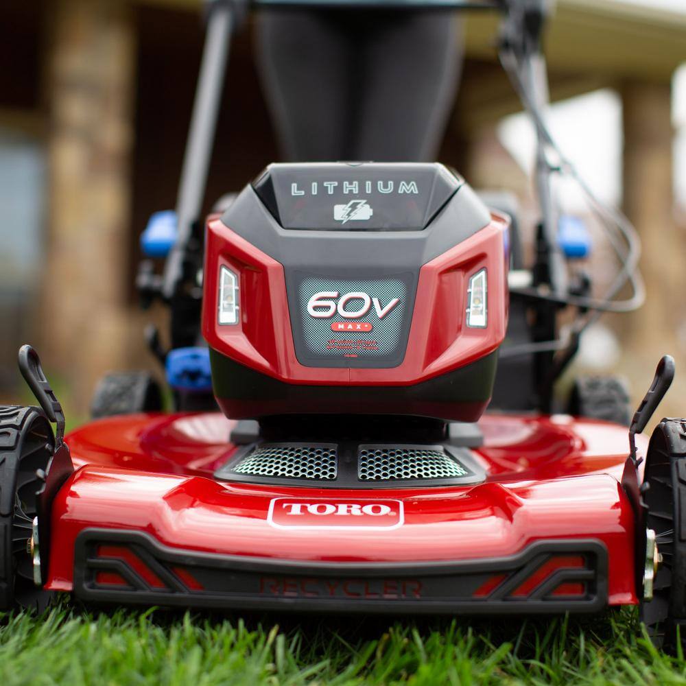 Toro 21467 Recycler 22 in. 60V Max* Personal Pace Auto-Drive Rear Wheel Drive Walk Behind Mower - 6.0 Ah Battery/Charger Included