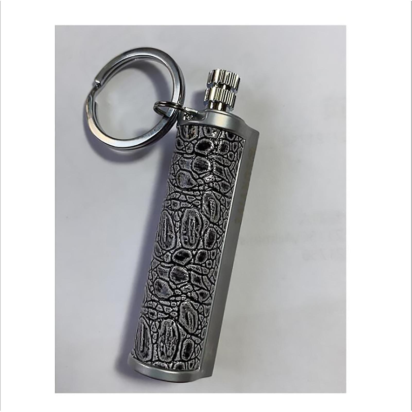 (independent Station Monopolys) Twoinone Keychain Million Matches Kerosene Lighter Creatives Metal Lamination Waterproof Outdoor Vintage Retro Keychai