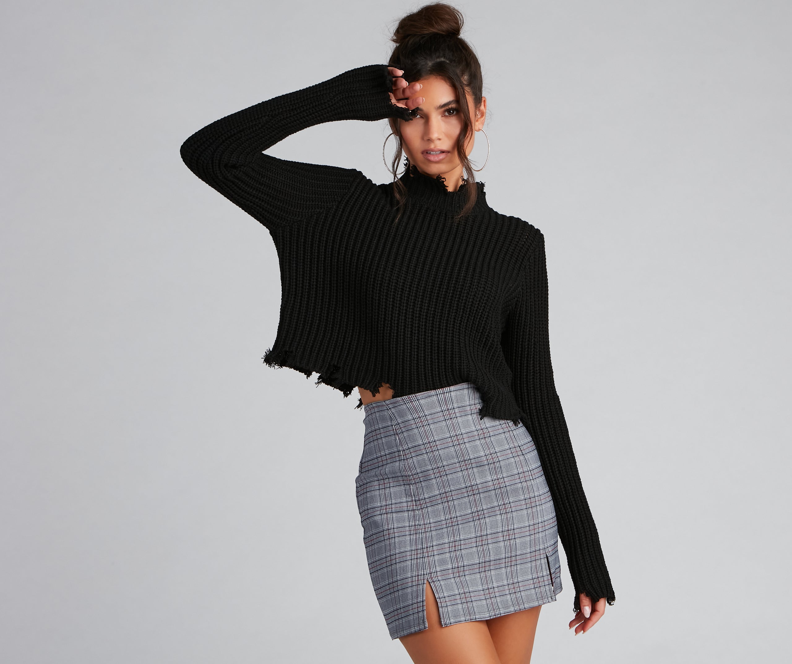 Major Destruction Cropped Knit Sweater