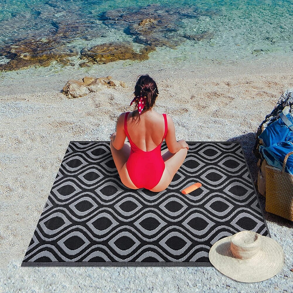 Venice Lightweight Reversible Recycled Plastic Outdoor Floor Mat/Rug