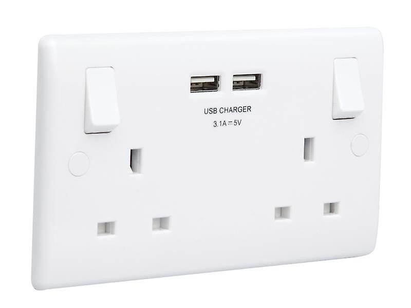 Masterplug Switched Socket 2-Gang 13A with 2 x USB Ports 822U3-01