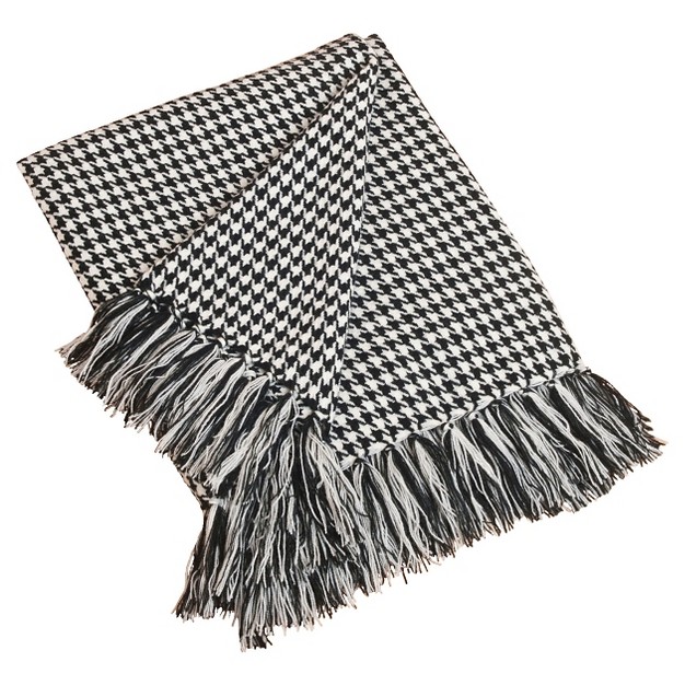 Black Houndstooth Throw 50 quot x60 quot