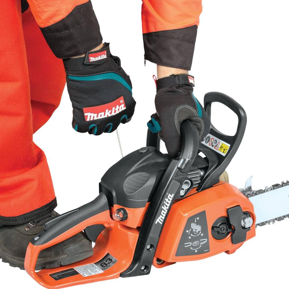 14 in. 32 cc Chain Saw ;