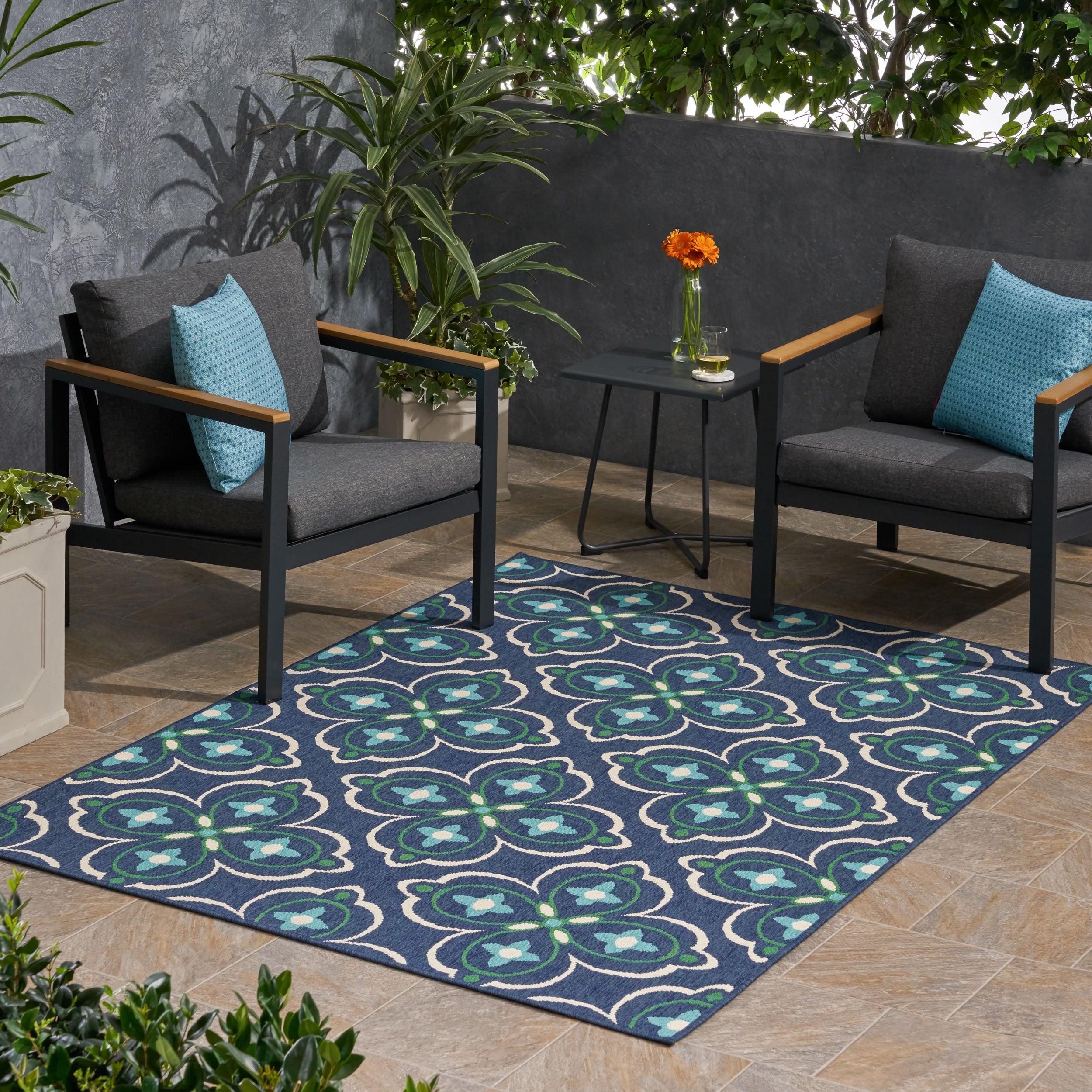 Tina Outdoor Medallion Area Rug, Blue and Green