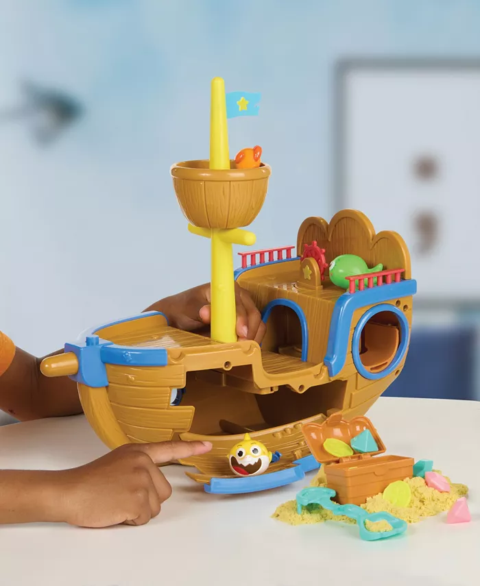 Baby Shark CLOSEOUT! Ultimate Shipwreck Play Set