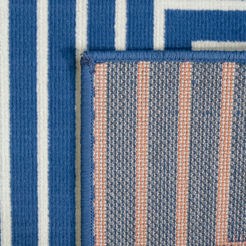 Paskal Geometric Striped Indoor/Outdoor Area Rug