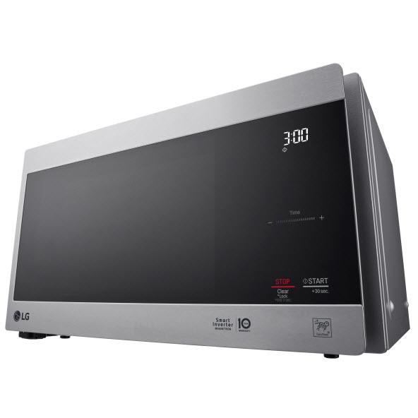 LG 0.9 cu. ft. Countertop Microwave Oven LMC0975ST