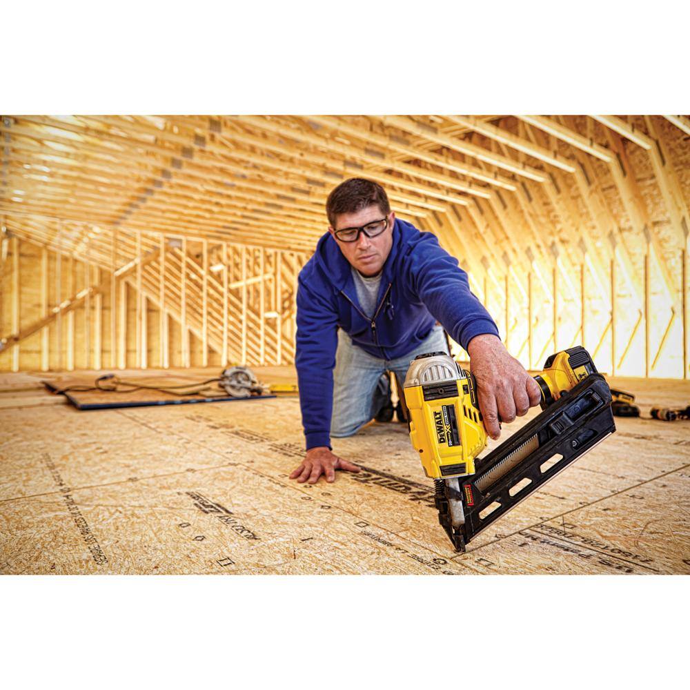 DW 20V MAX XR Lithium-Ion 30-Degree Cordless Brushless 2-Speed Framing Nailer and (2) 2.0Ah Batteries DCN692B203