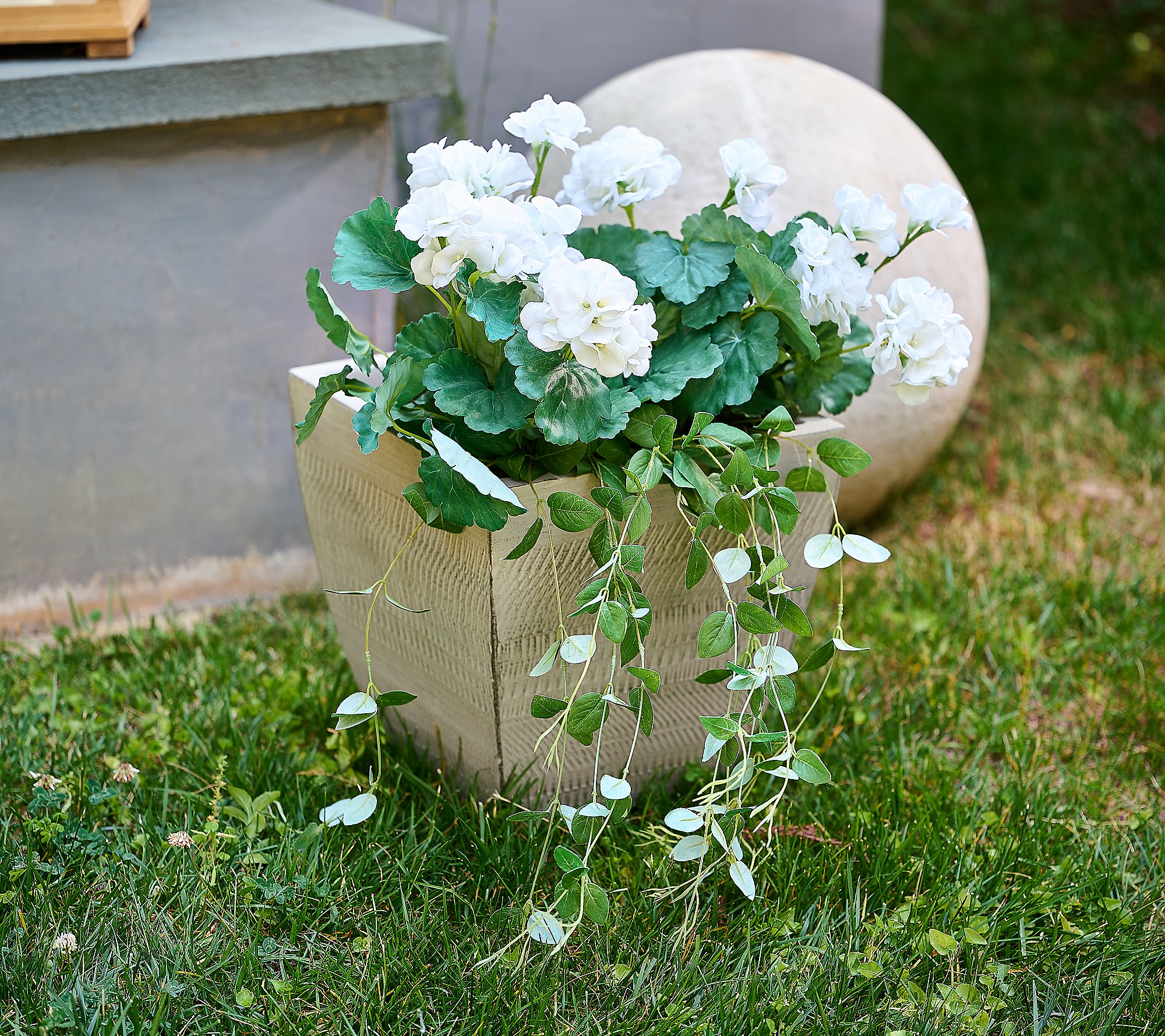 Wicker Park Etched Details Rounded Square 12 Indoor and Outdoor Planter