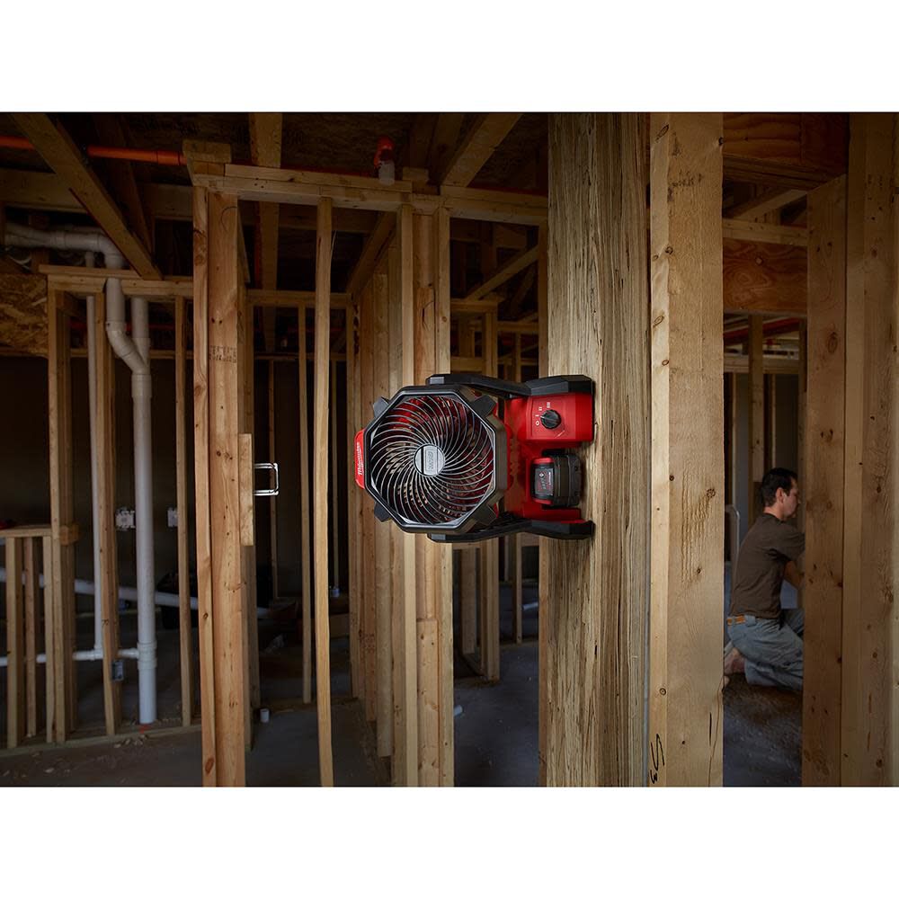 Milwaukee M18 Jobsite Fan and Bluetooth Radio/Charger Bare Tool Bundle 0886-20-2792-20 from Milwaukee