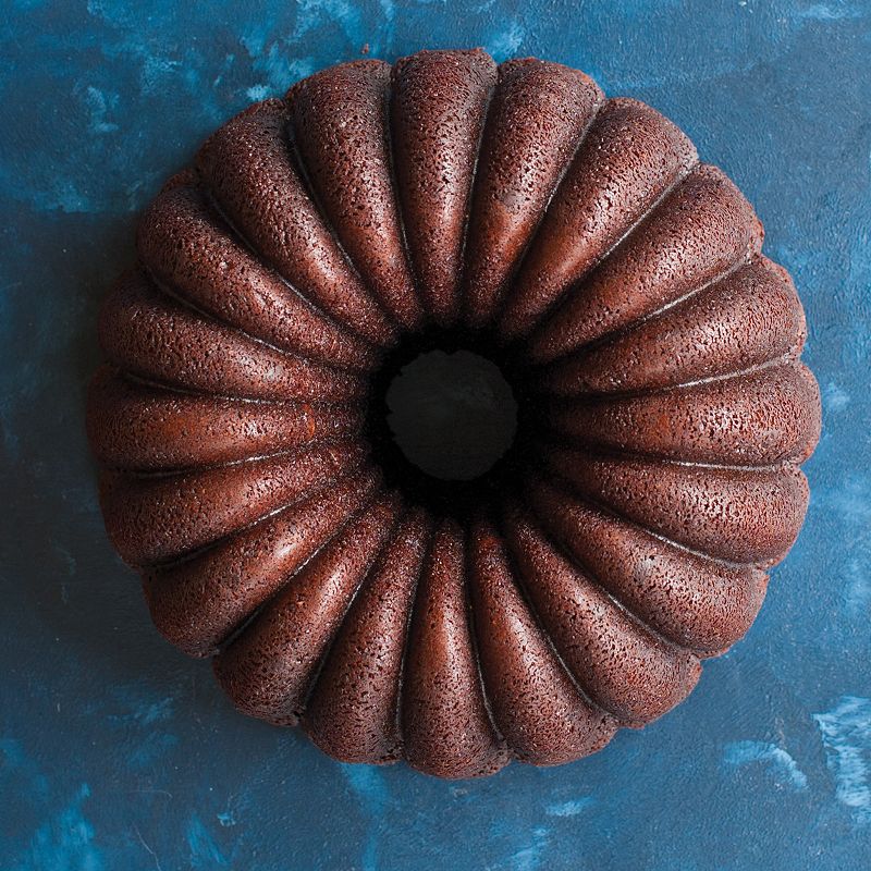 Nordic Ware Elegant Party Bundt Pan