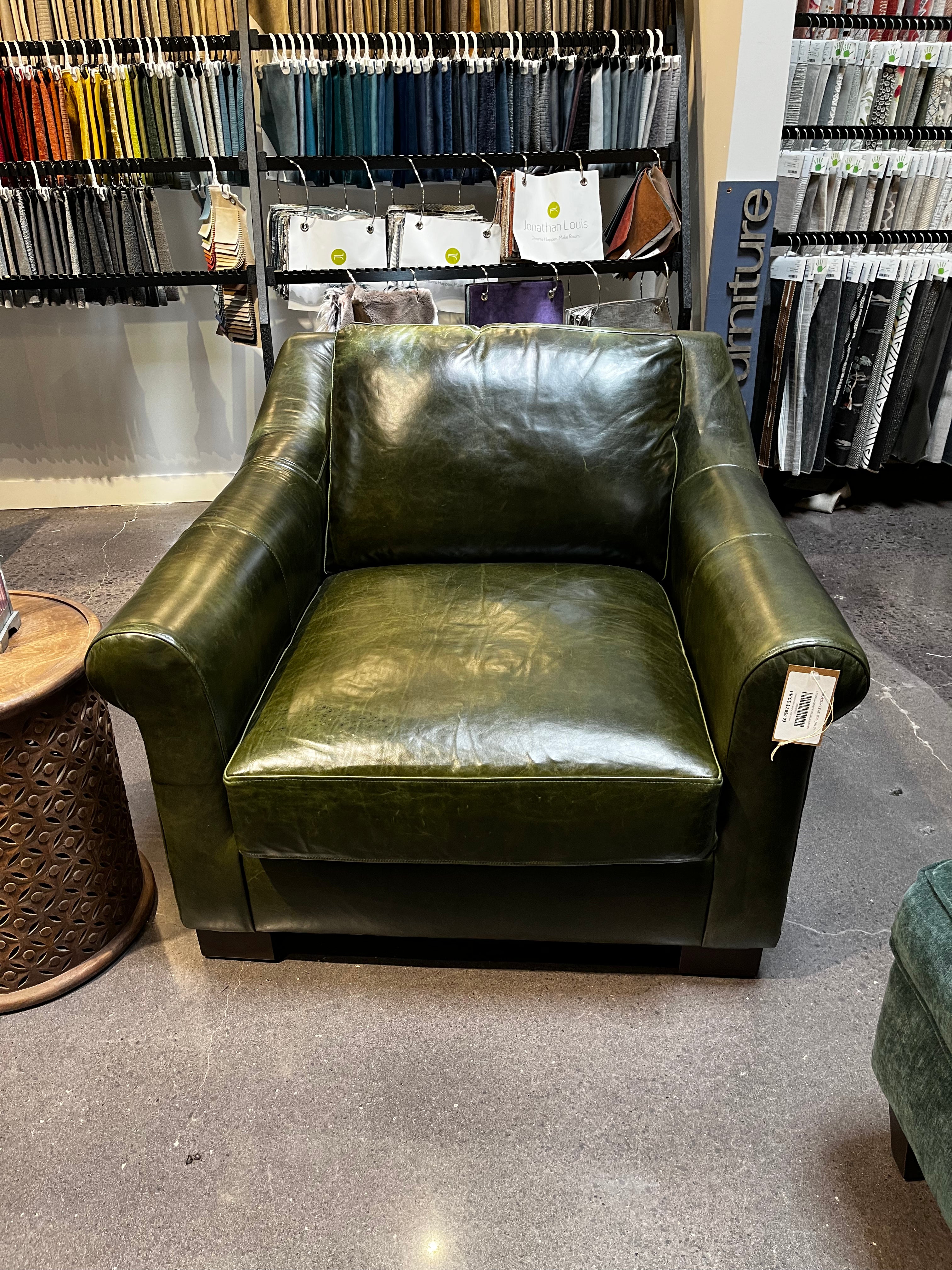 CALHOUN LEATHER CHAIR