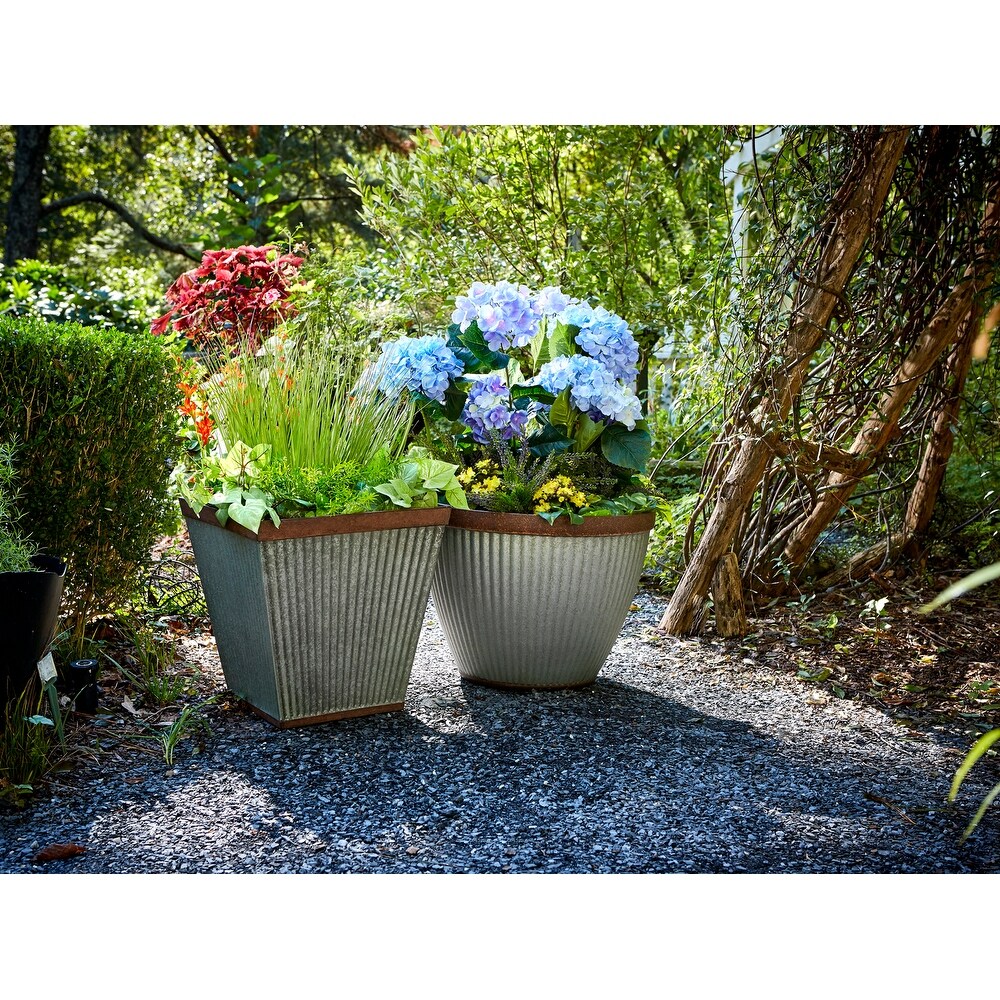 Southern Patio Westlake Planter