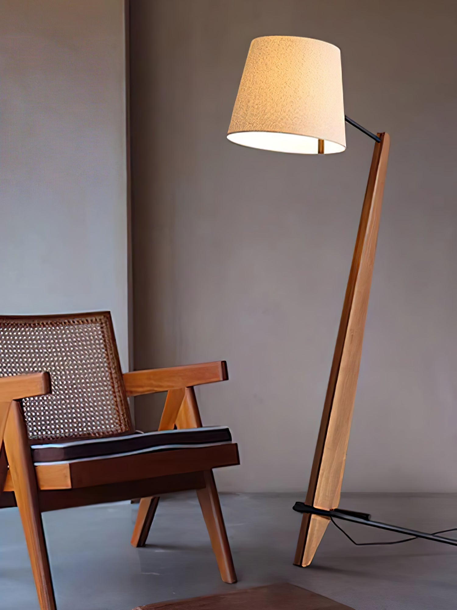 Silva Giant Floor Lamp