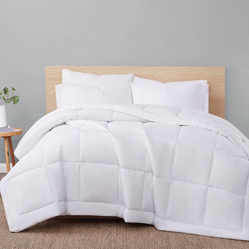 London Fog Super Down-Alternative Comforter