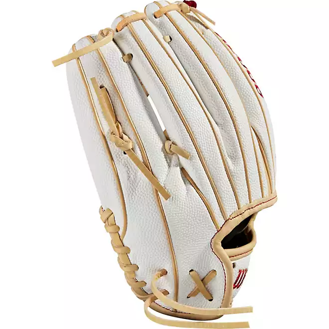 Wilson A2000 11.75 in. Infield Fast-Pitch Softball Glove