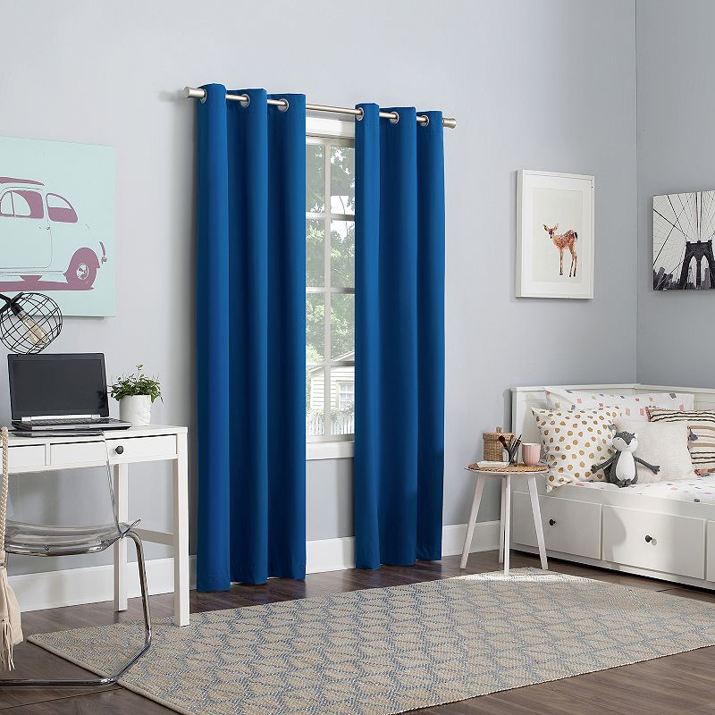 Sun Zero Harper Thermal 100% Blackout Grommet Window Curtain