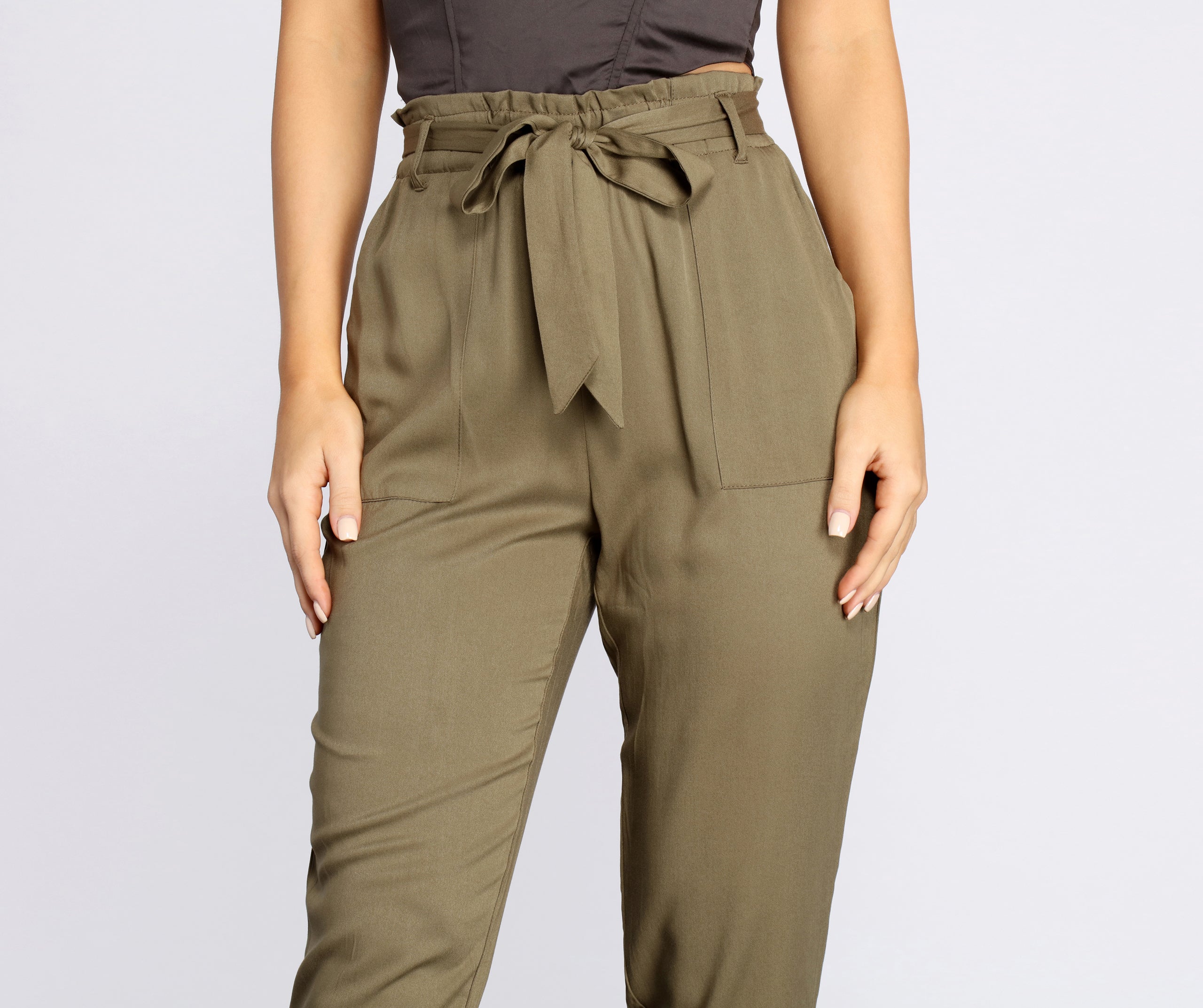 Tied and Tapered Paperbag Pants