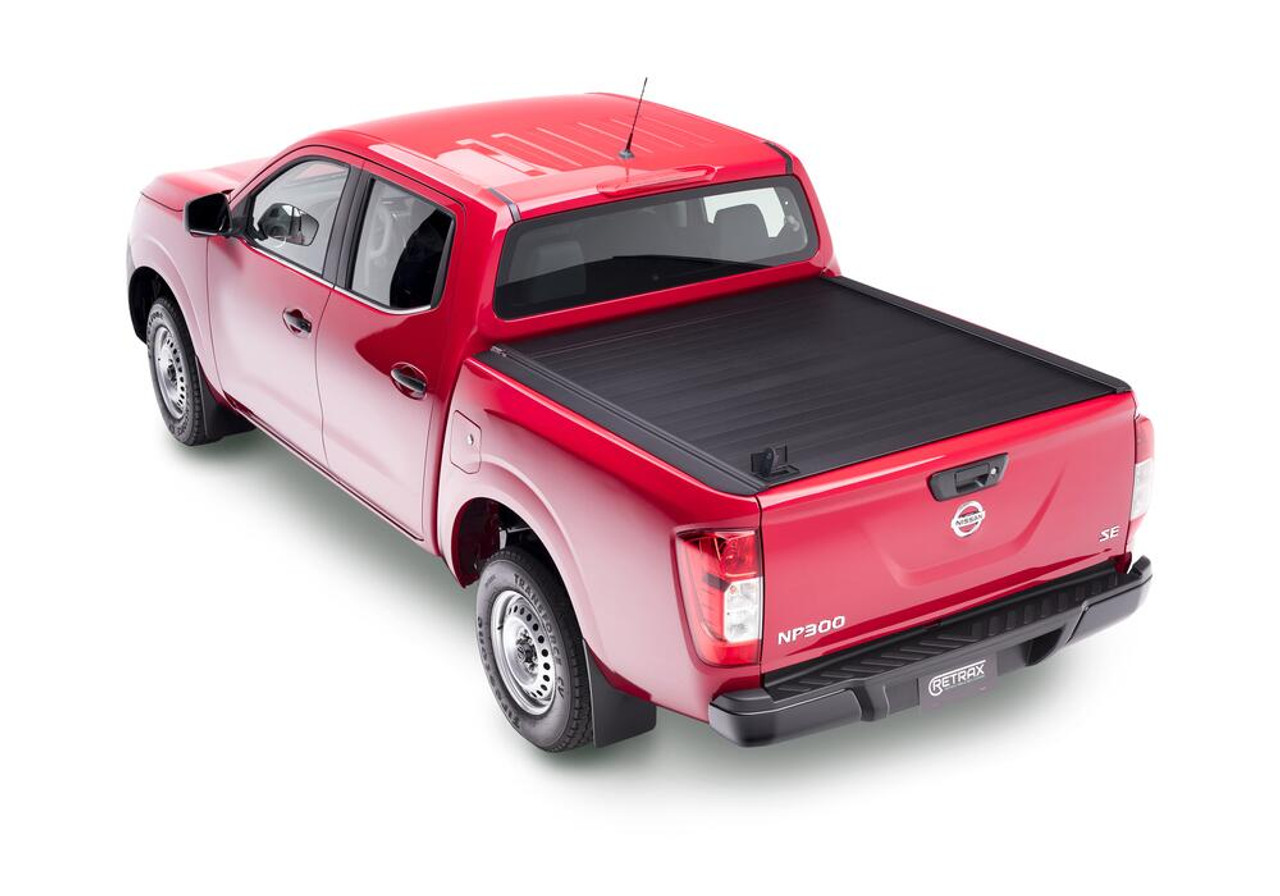 Retrax RetraxPRO MX  0423 Titan Crew 5x277quot wout Stk Pkt Tonneau Cover