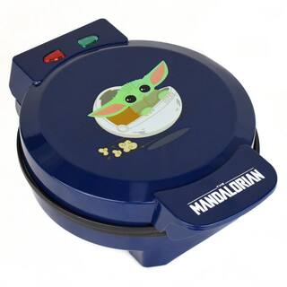 Uncanny Brands Mandalorian 600W Single Waffle Maker Blue Star Wars Belgian Waffle Iron WM-SRW-TC3